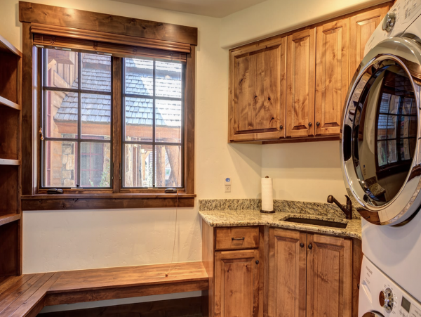 Ski in Ski out Peak 8 Luxury Home